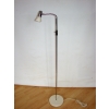 Metalowa lampa podłogowa retro z regulacją klosza