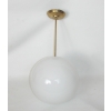 lampa retro mosiężna z kloszem kulistym
