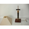 Lampa modern vintage – aranżacja na stoliku