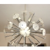 Lampa retro futurystyczna – widok z dołu