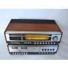 Zestaw Grundig RT100 + SV140 – widok z góry, obudowa drewniana
