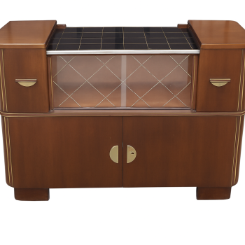 Komoda Mid Century z lat 50 wykonana z fornirowanego drewna – widok z przodu