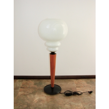 Modernistyczna lampa stołowa E27