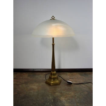 mosiężna lampa art deco lata 40 ze szklanym kloszem