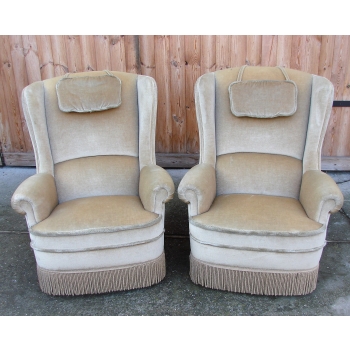 Para foteli uszak vintage z lat 70 – widok z przodu