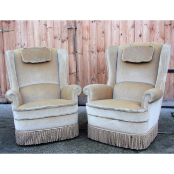 Para foteli uszak vintage z lat 70 – widok z przodu