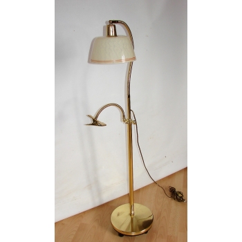 mobilna lampa podłogowa lata 70 mosiądzowana