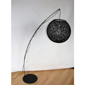 Lampa stojąca do salonu w stylu loft