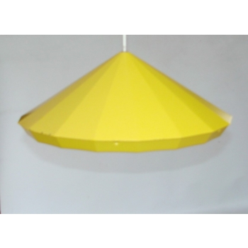 Lampa wisząca IKEA LED nad stołem w kuchni lub jadalni w stylu industrialnym