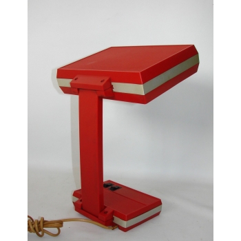 Lampa stołowa Polam – widok z boku