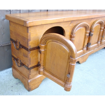 dębowa komoda z lat 50