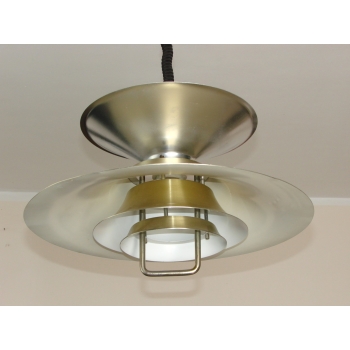 Lampa vintage Frandsen – detal mocowania