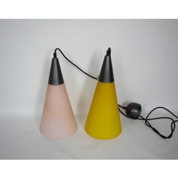 Lampa Solken – zbliżenie na szklane klosze
