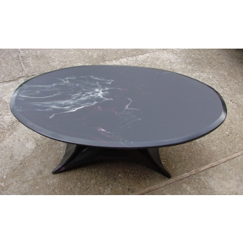 Stół retro 130×75 cm – detal blatu i krawędzi