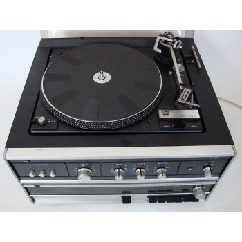 Dual HS135 – detal gramofonu z widocznym napisem Belt Drive