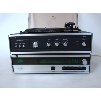 Wzmacniacz Dual HS135 i radio CT110 – widok z przodu, pokrywa częściowo otwarta