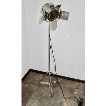 Niklowana lampa podłogowa loft, regulowana 110–140 cm, design retro