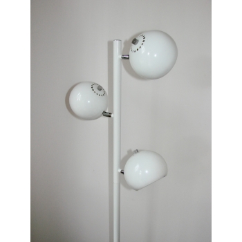 Designerska lampa podłogowa z trzema reflektorkami