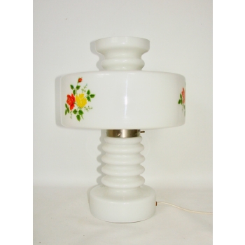 Szklana lampa stołowa PRL – dekoracyjny wzór na abażurze