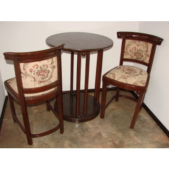 tapicerka krzeseł thonet wzór klasyczny świeża