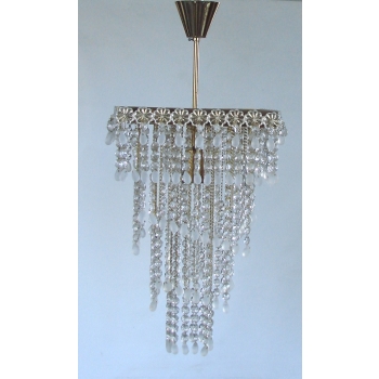 Mosiężna konstrukcja żyrandola kaskada – ujęcie boczne