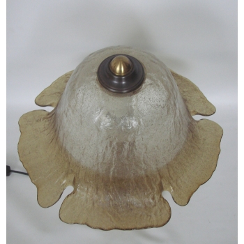 Formowany szklany klosz lampy Peill & Putzler – detal