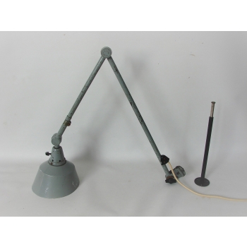 Lampa Midgard w stylu skandynawskim z lat 50